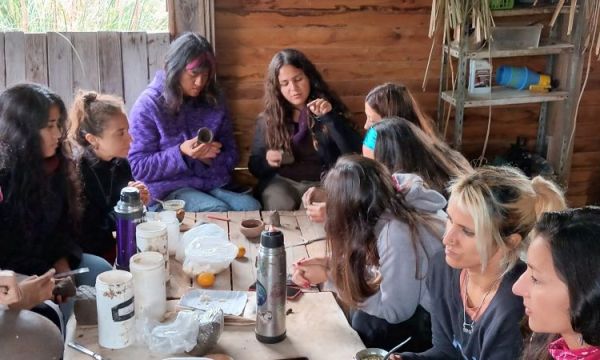 Siguen los talleres de cerámica: «En cada encuentro se agranda el círculo»